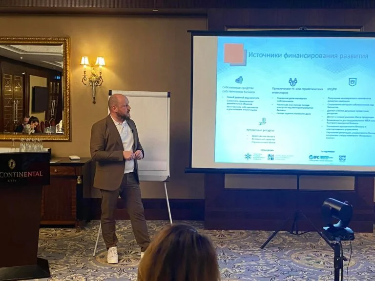 Serge Hancharevich, Founder and Managing Partner of Capital Times, was a speaker in the CGPA Corporate Director program.